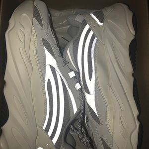 Yeezy boost 700 v2  Size11
